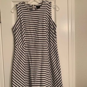 Ann Taylor Petite dress